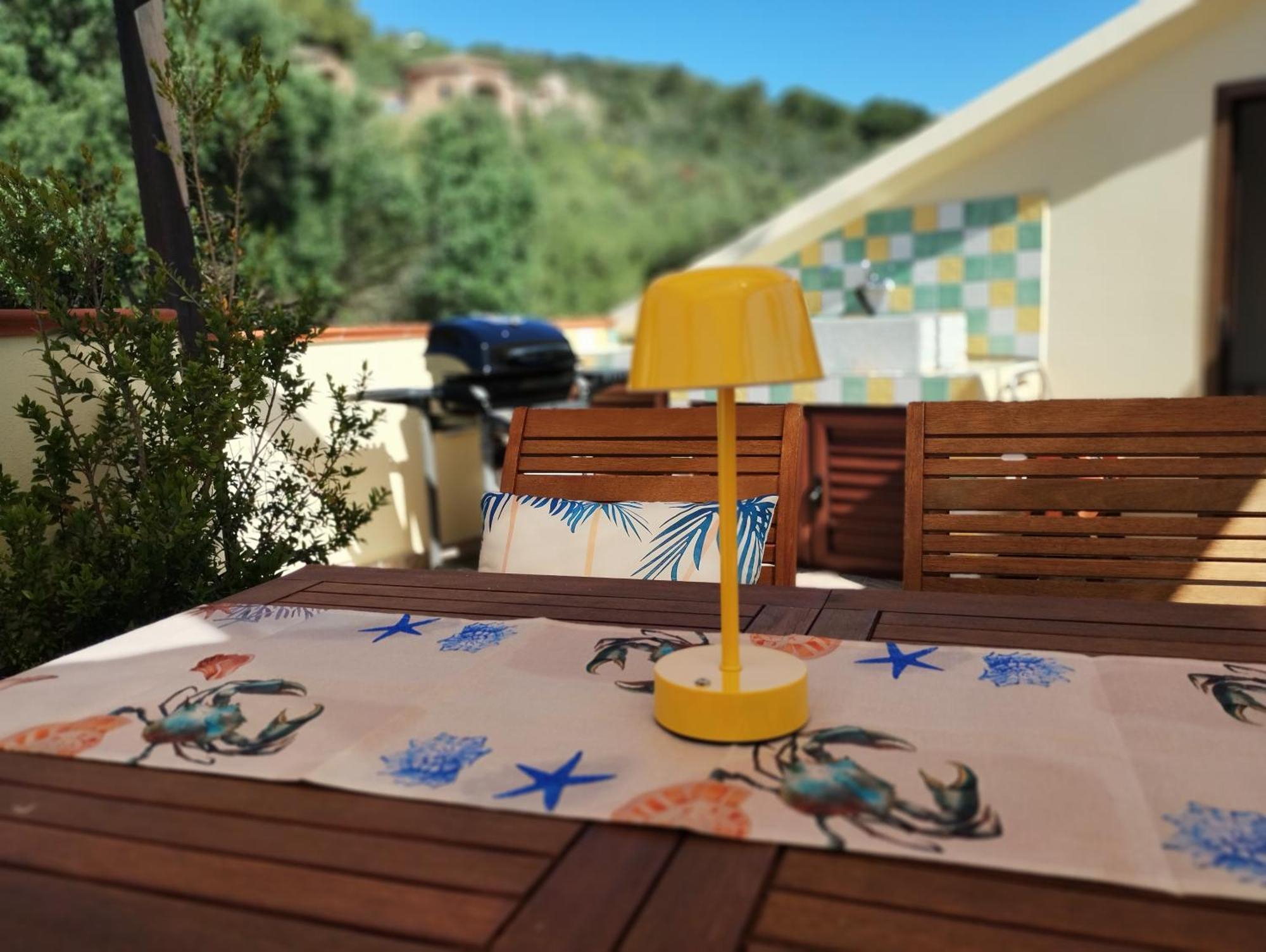 Appartamento La Terrazza - Localita Cala Gavetta Ла-Маддалена Экстерьер фото