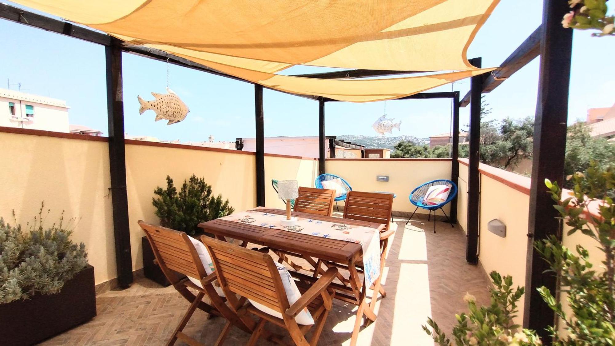Appartamento La Terrazza - Localita Cala Gavetta Ла-Маддалена Экстерьер фото