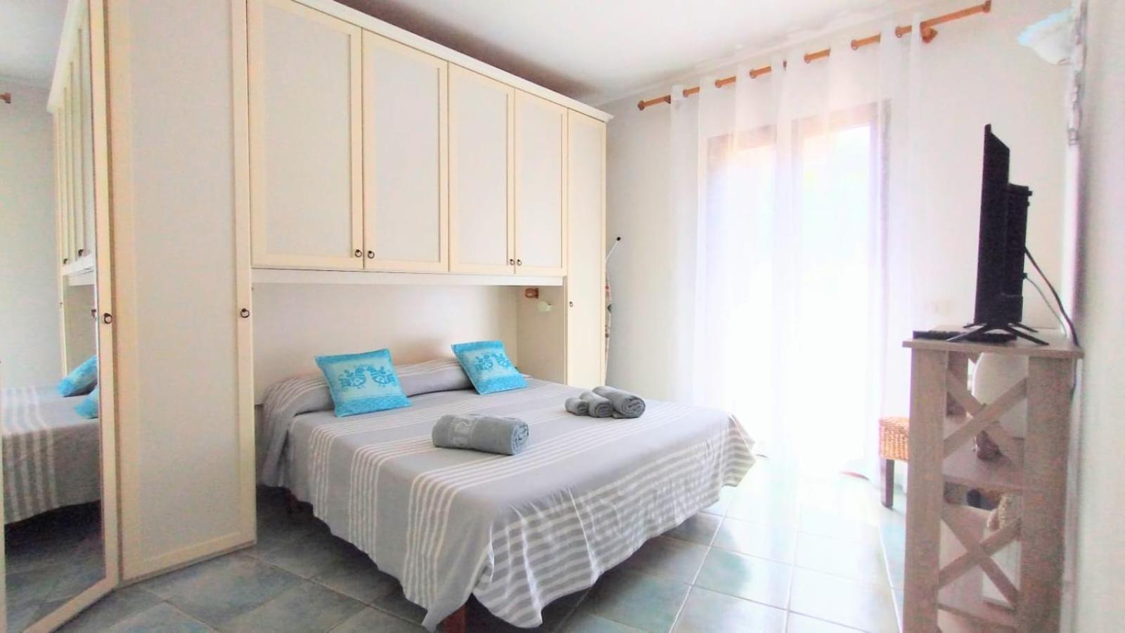 Appartamento La Terrazza - Localita Cala Gavetta Ла-Маддалена Экстерьер фото